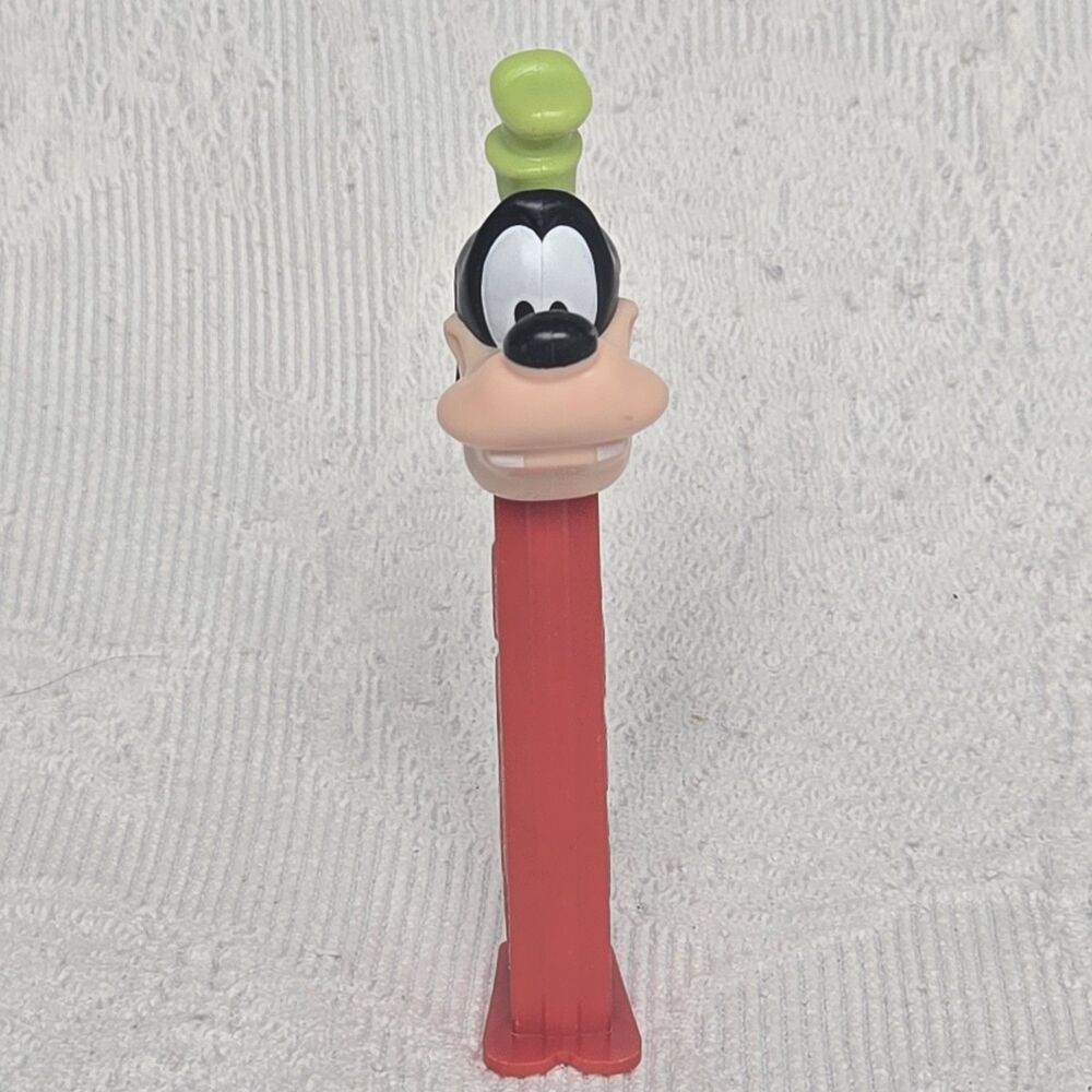 Vintage Disney Goofy Pez Candy Dispenser Toy Collectable Retro